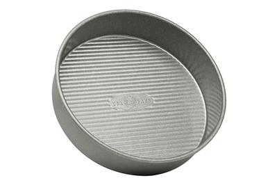 USA Pan Aluminized Steel 9x2 Inch Round Layer Cake Pan, best for layer cakes