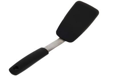 OXO Good Grips Silicone Flexible Turner, a wide blade that’s best for flipping pancakes