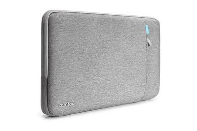 Tomtoc 360° Protective Sleeve, bulky, but a good fit