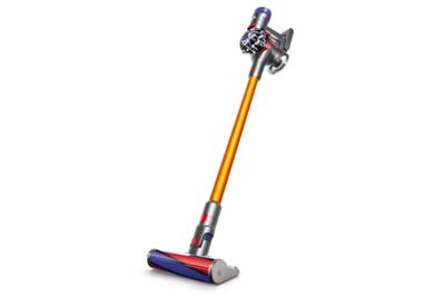 Dyson V8 Absolute, better on rugs, less comfy