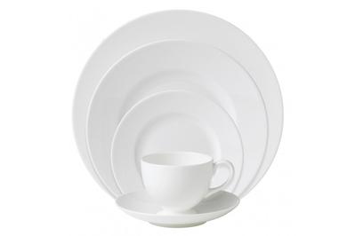 Wedgwood White 5-Piece Place Setting, refined and elegant