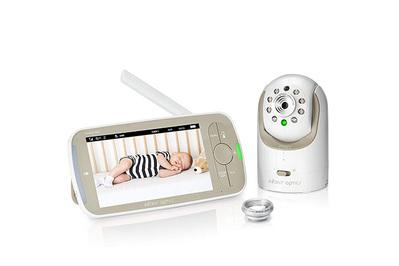 Infant Optics DXR-8 Pro, a sturdy monitor with a replaceable battery