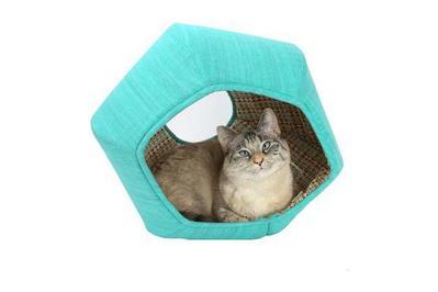 The Cat Ball, a cute cat cave