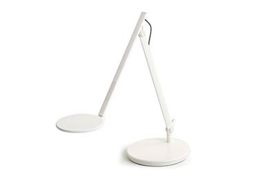 Humanscale Nova, an ideal desk lamp for computer work