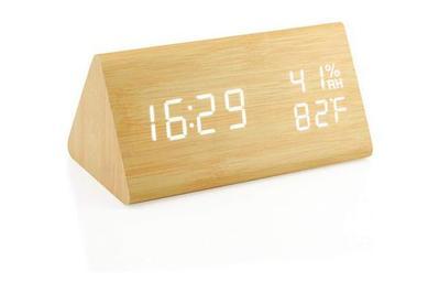 Oct17 Wooden Alarm Clock, a clock you can control with a clap or a tap